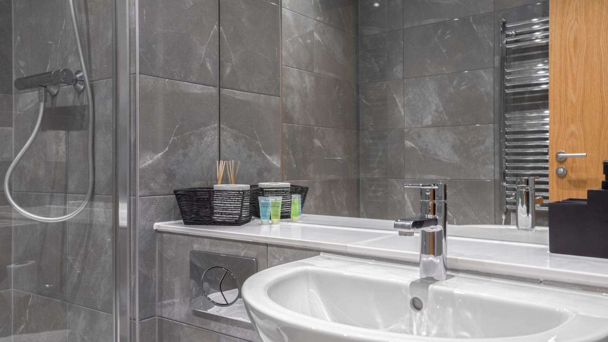 Axium Escape- 2 Bed Apartment, Birmingham City Centre Luaran gambar
